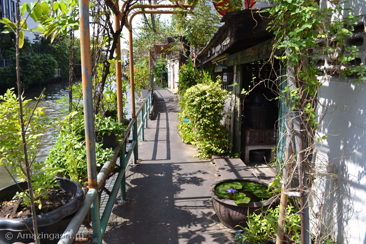 Канал Saen Saep, дорога вдоль канала